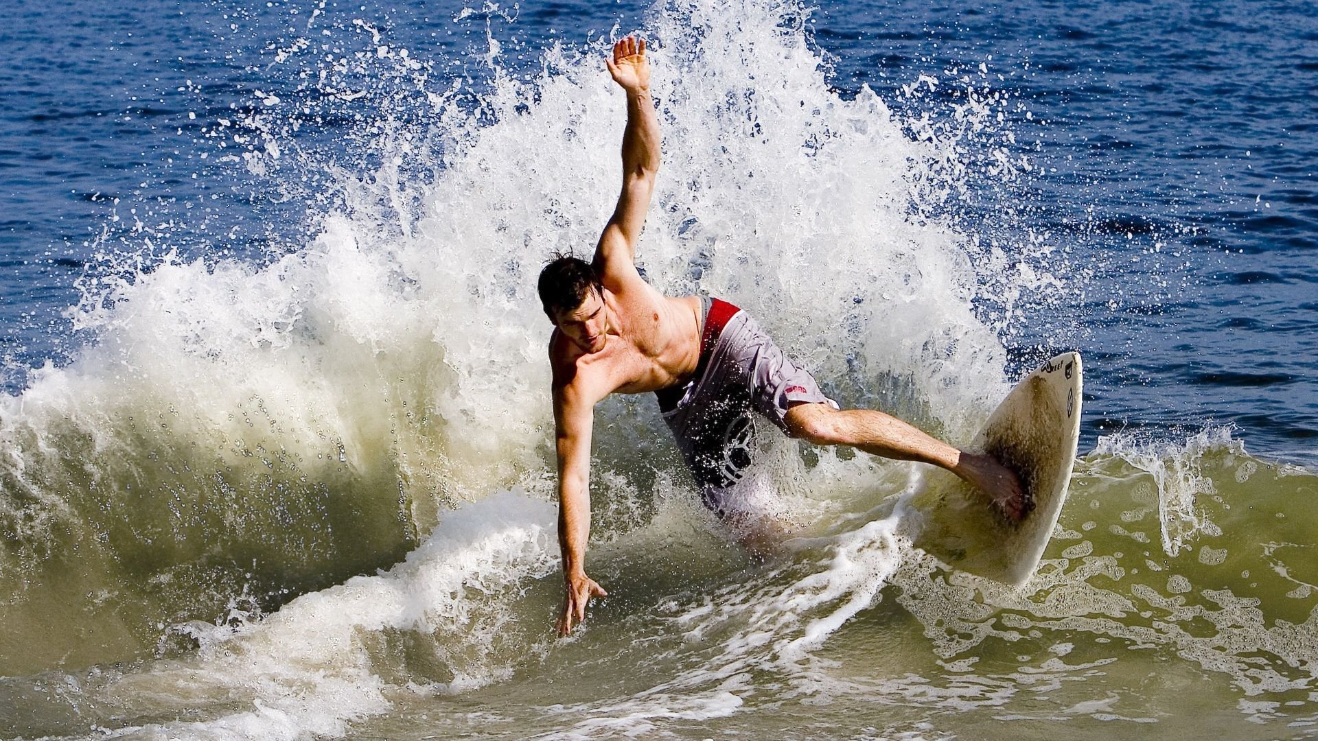 全国田径锦标赛女子跳高决赛，黑龙江选手展现绝对实力夺金，全国田径锦标赛跳高视频